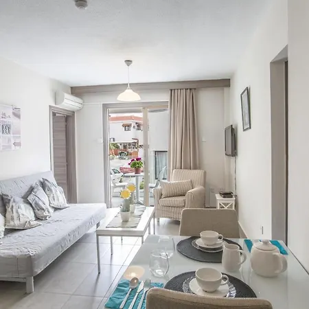 So10 Apartment *
